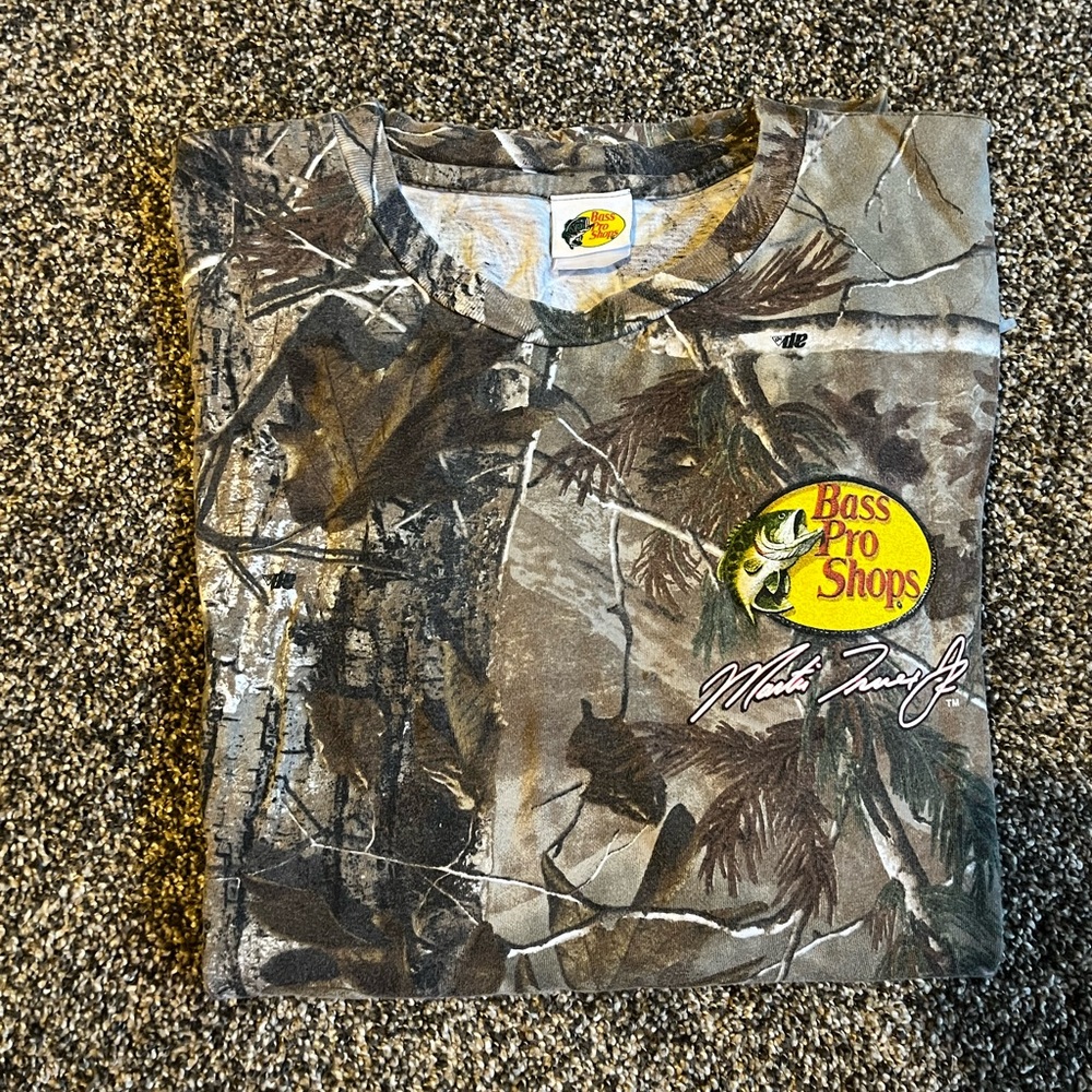 Vintage Bass Pro Shops X Tracker Boats Large Camo Tee